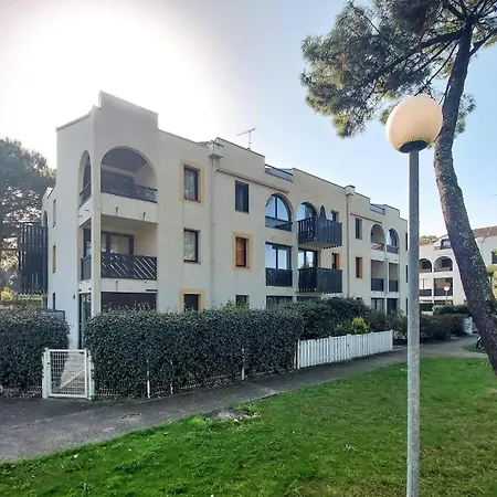 Appartement Awesome In Saint-georges-de-didon *
