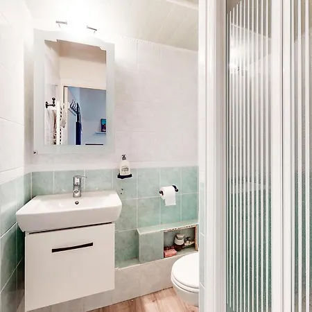Beautiful Apartment In Saint-Georges-De-Didon