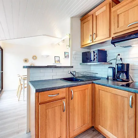 아파트 Beautiful Apartment In Saint-Georges-De-Didon *